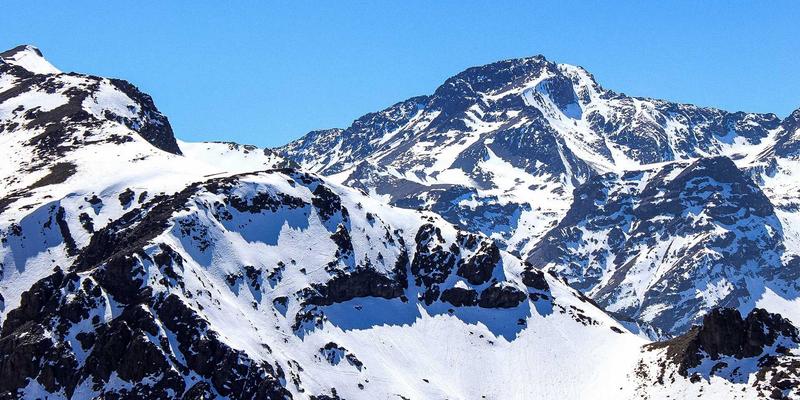 加密货币购买海外房产全攻略:合规路径、税务影响与风险防范